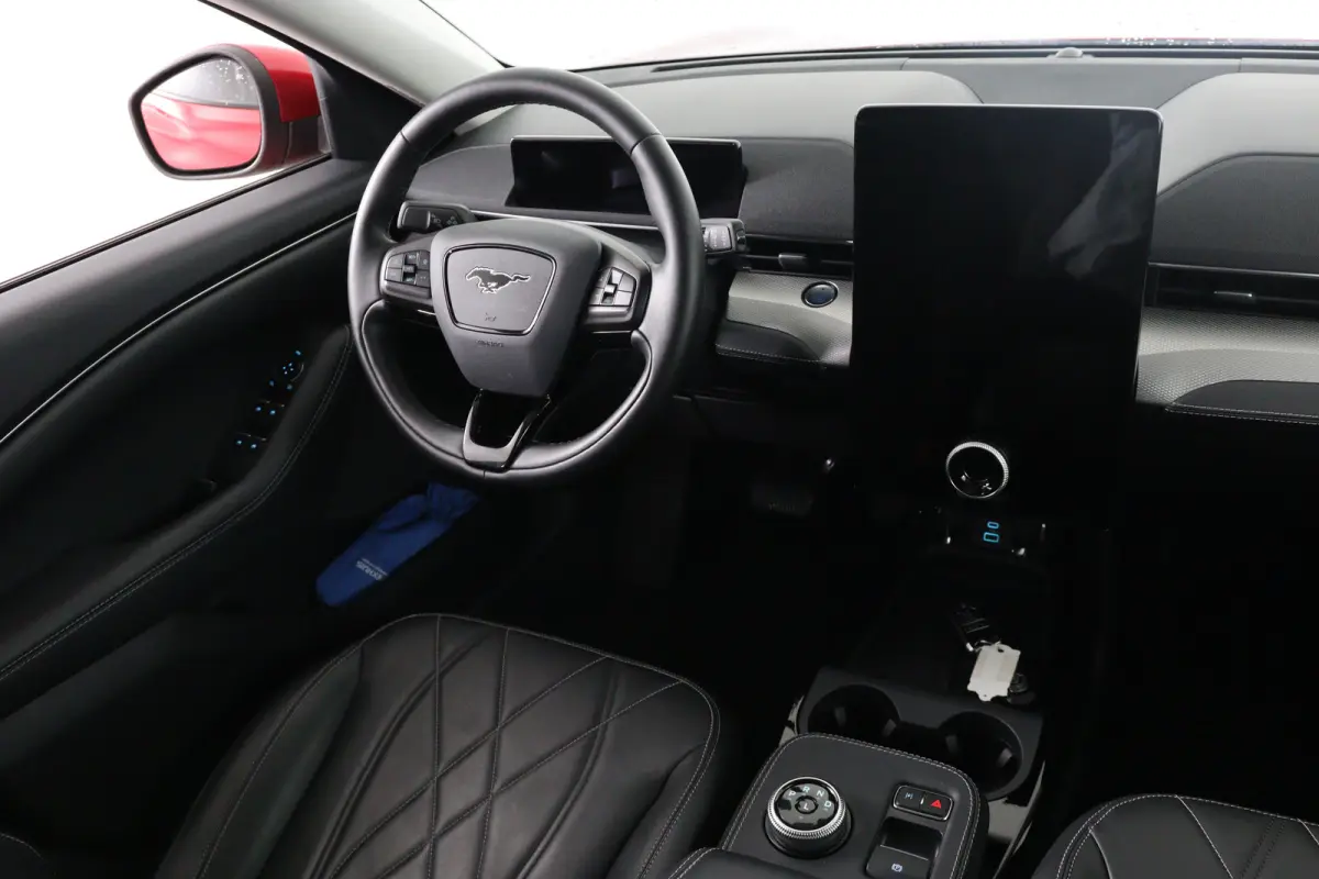 RWD 75 kWh | Dealer Onderhouden! | 1e Eigenaar! | Leder | Winterpack | Camera | Clima | Cruise Adaptive | LED | Keyless | Lichtmetalen Velgen