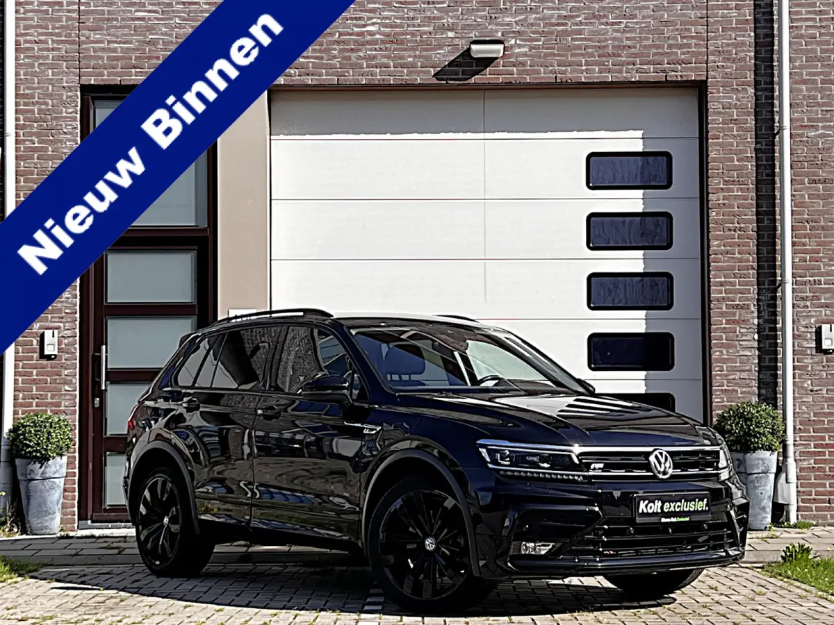 2.0 TDI 4Motion Highline Business R Black Style / Head Up / 360 Camera / Adaptief Demping / 20" Black Style Velg / Afn Trek Haak / CarPlay / Digi Dash / Afn Trekhaak / Privacy Glas / Navigat