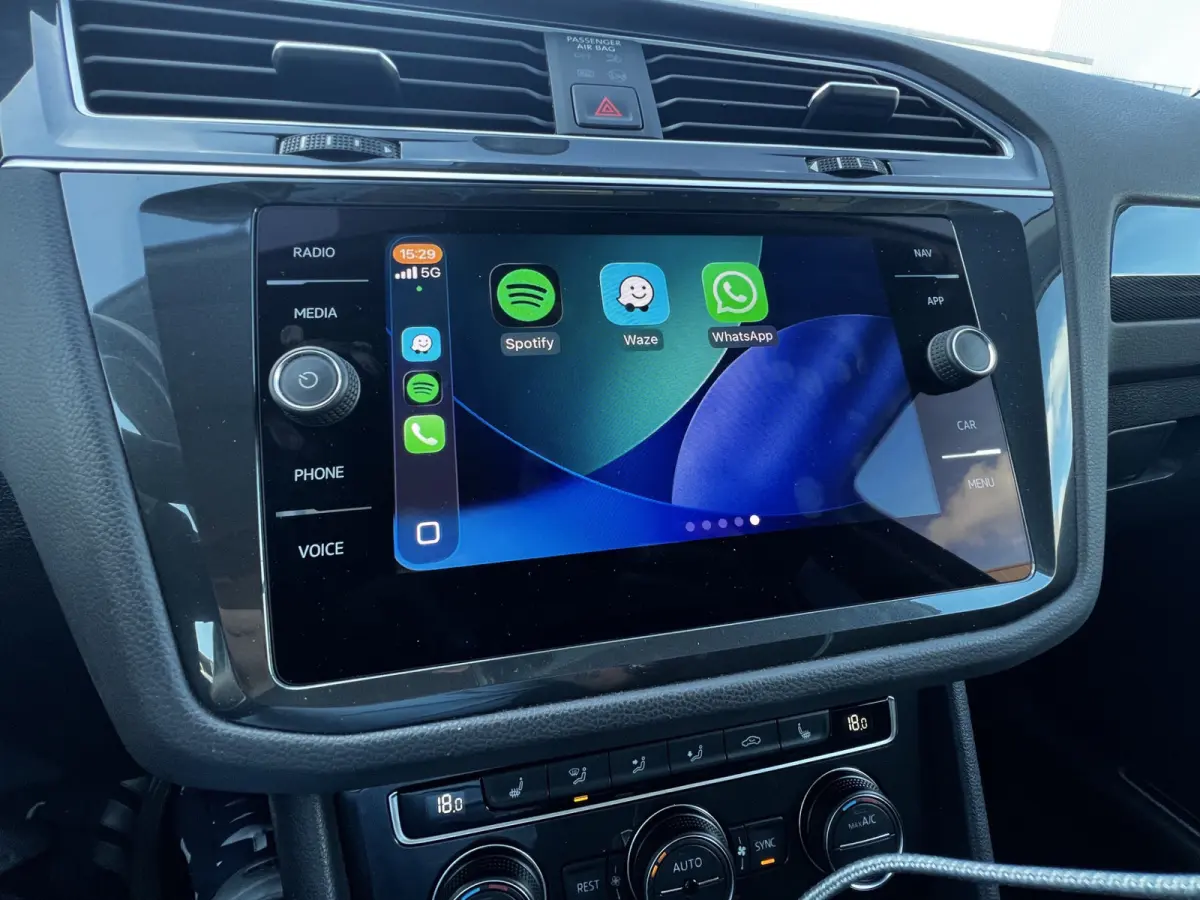 2.0 TDI 4Motion Highline Business R Black Style / Head Up / 360 Camera / Adaptief Demping / 20" Black Style Velg / Afn Trek Haak / CarPlay / Digi Dash / Afn Trekhaak / Privacy Glas / Navigat