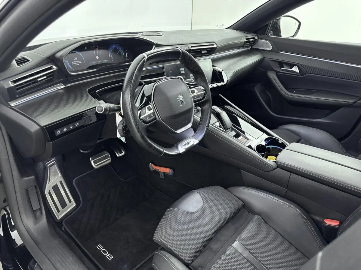 HYbrid 225pk GT Pack Business | ACCU 91% | Panorama/Schuifdak | Adaptieve Cruise Control | Trekhaak | Camera | Focal!