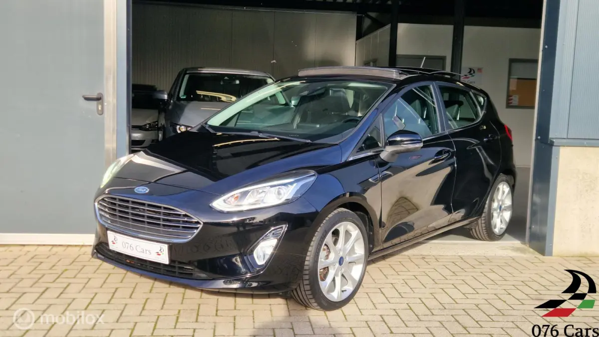 1.0 EcoBoost Titanium PANO KEYLESS LED NETTE AUTO
