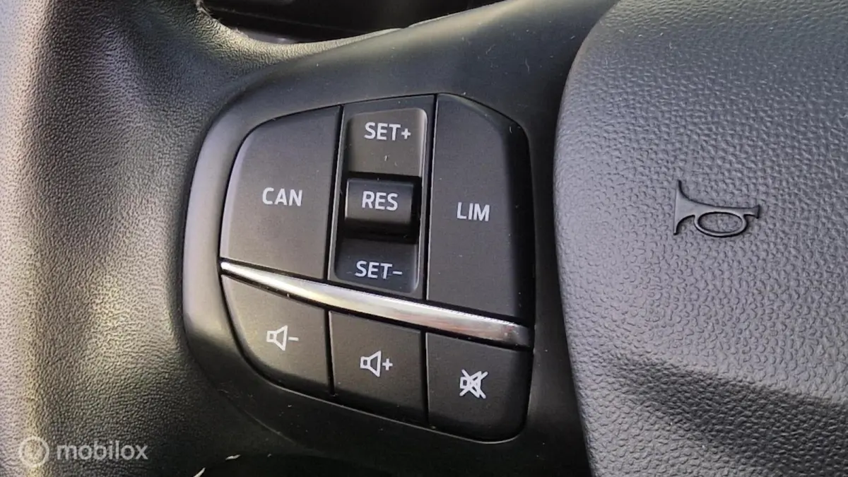 1.0 EcoBoost Titanium PANO KEYLESS LED NETTE AUTO