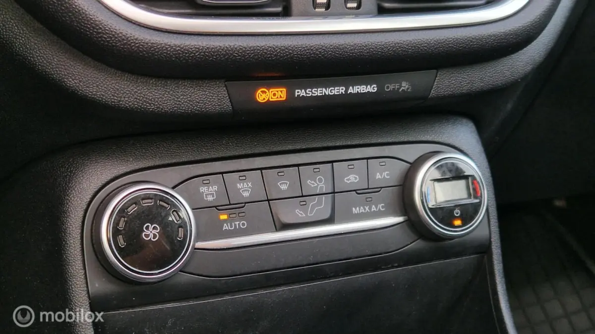 1.0 EcoBoost Titanium PANO KEYLESS LED NETTE AUTO