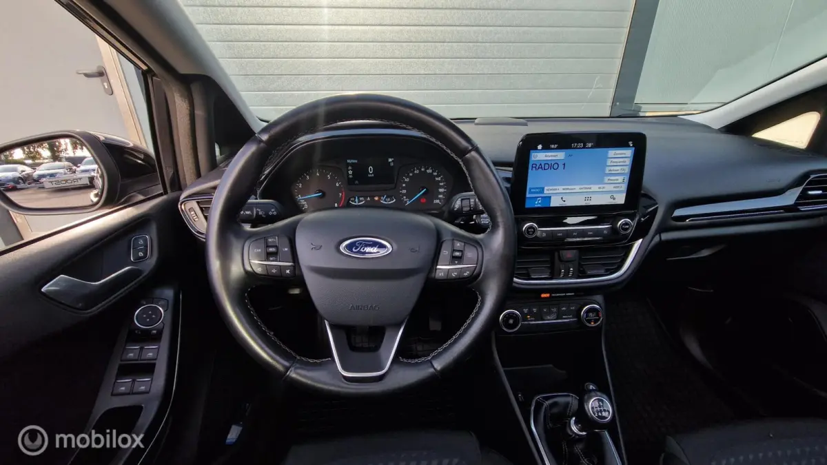 1.0 EcoBoost Titanium PANO KEYLESS LED NETTE AUTO