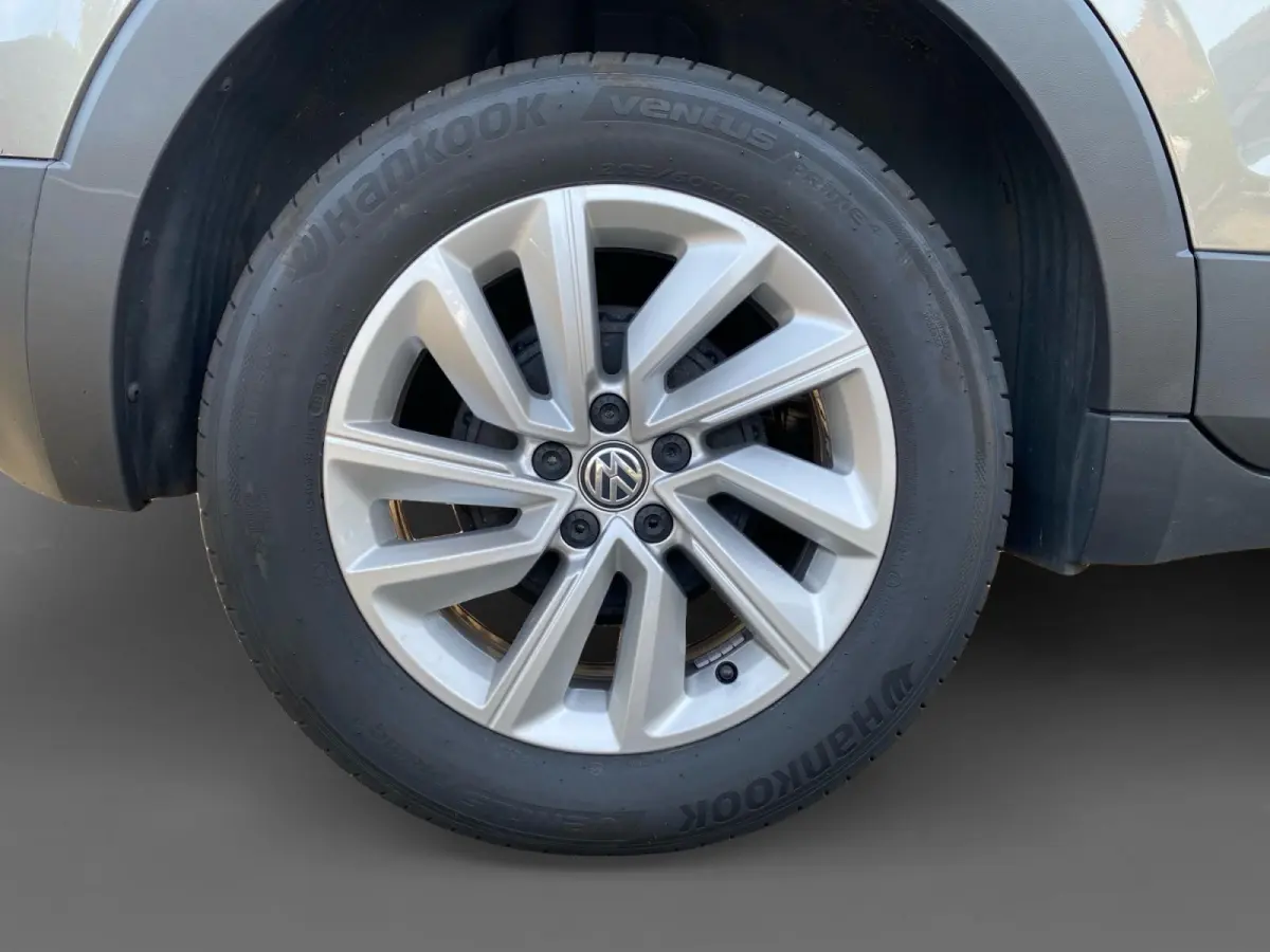 1.0 TSI Life | Climate control | Navigatie | Cruise control | Parkeercamera | LM velgen |