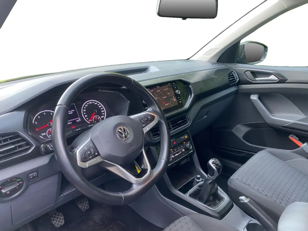 1.0 TSI Life | Climate control | Navigatie | Cruise control | Parkeercamera | LM velgen |
