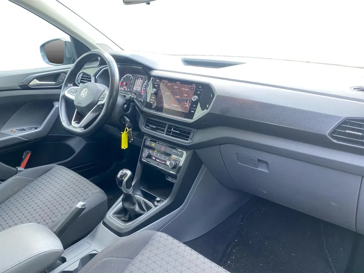 1.0 TSI Life | Climate control | Navigatie | Cruise control | Parkeercamera | LM velgen |