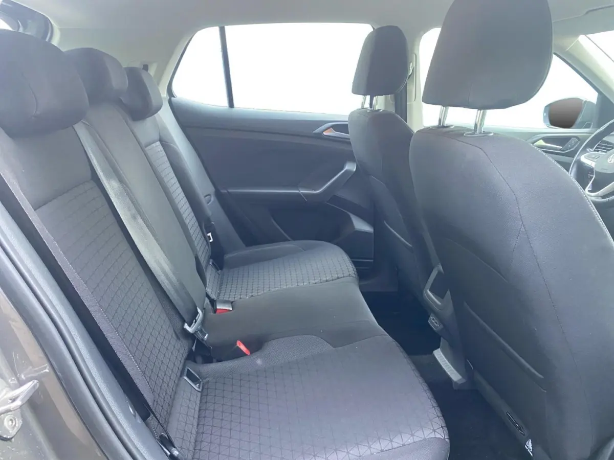 1.0 TSI Life | Climate control | Navigatie | Cruise control | Parkeercamera | LM velgen |