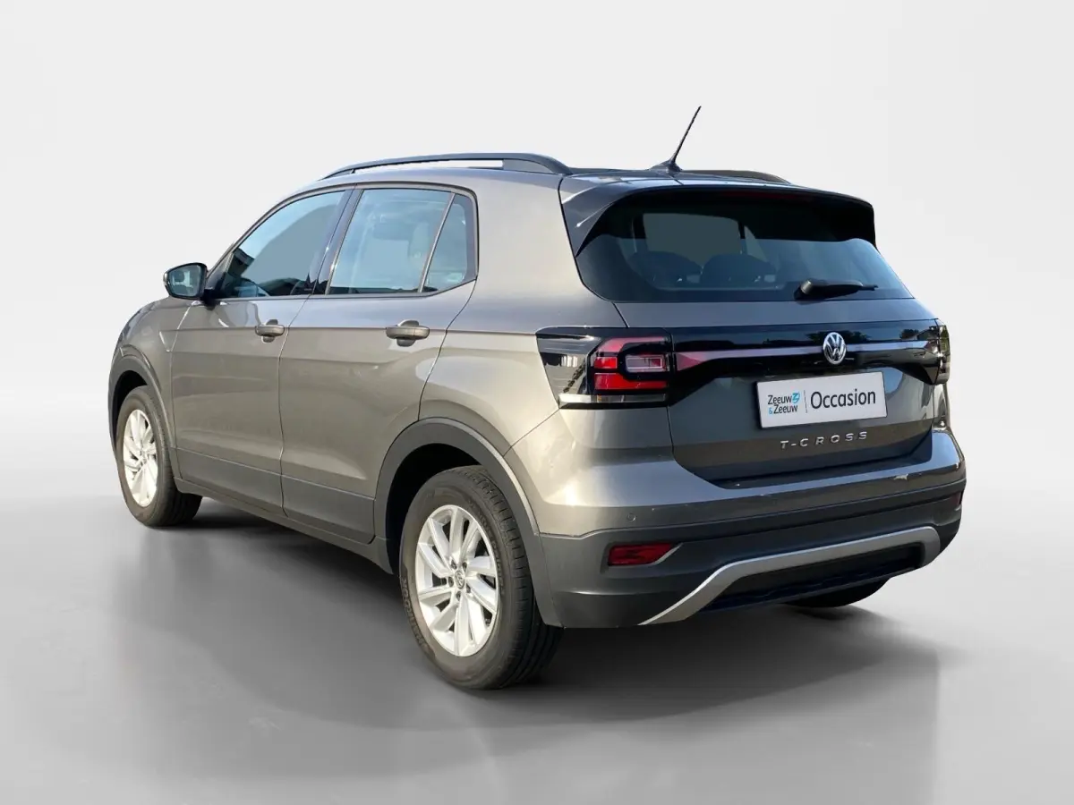 1.0 TSI Life | Climate control | Navigatie | Cruise control | Parkeercamera | LM velgen |