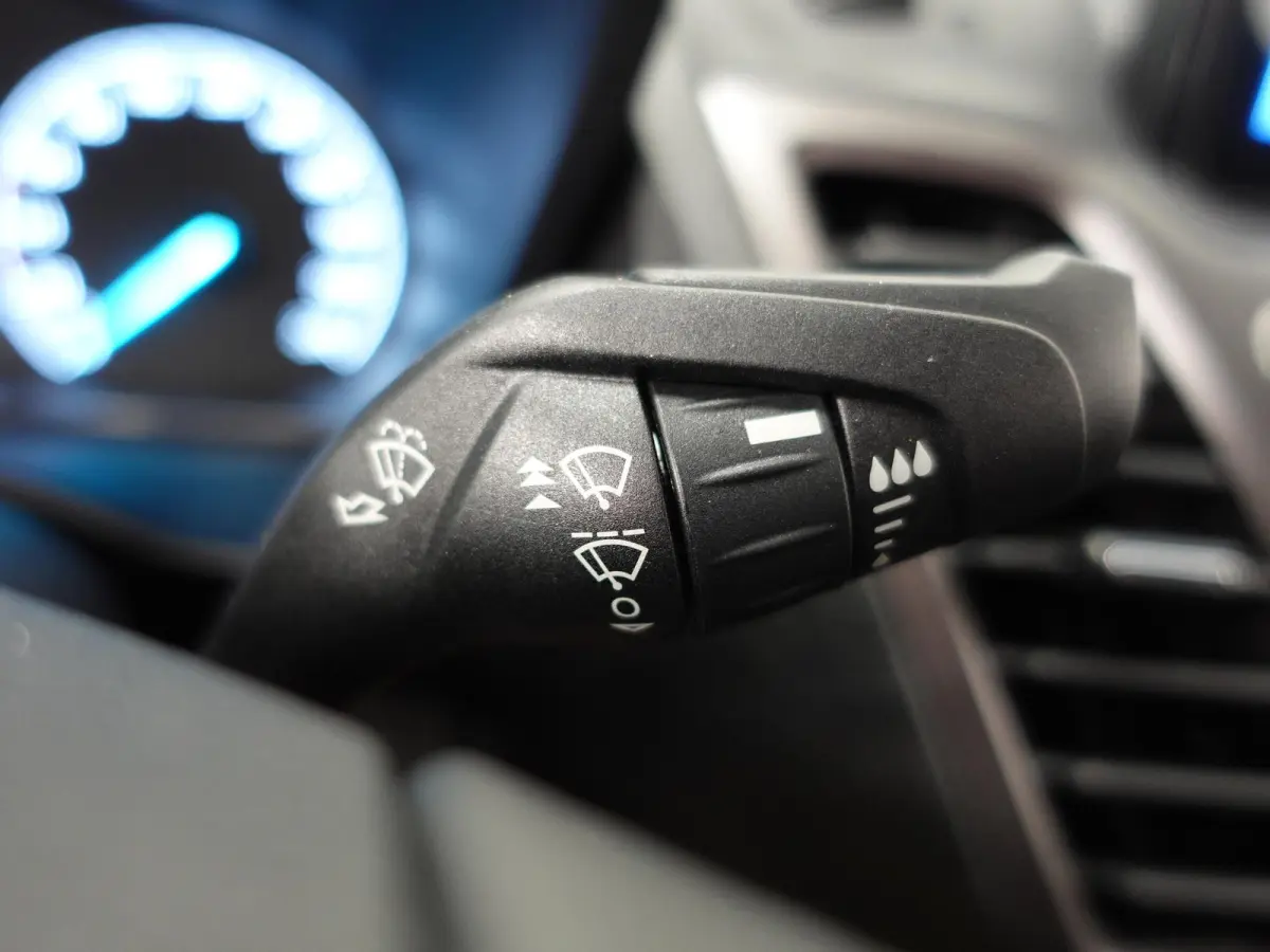 1.5 EcoBlue Automaat L2 Trend DEMO! Trekhaak Navigatie Apple CarPlay Android Auto Camera Parkeerhulp achter Cruise Control Airco Lichtmetalen velgen