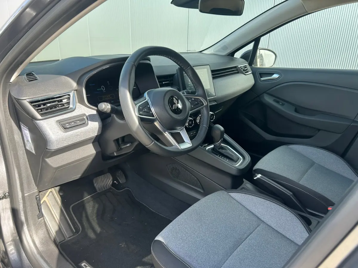 1.6 HEV Intense | Trekhaak Afneembaar | All Season Banden | Parkeer Sensoren Voor + Achter | Camera | Apple & Android Carplay | Cruise Control |