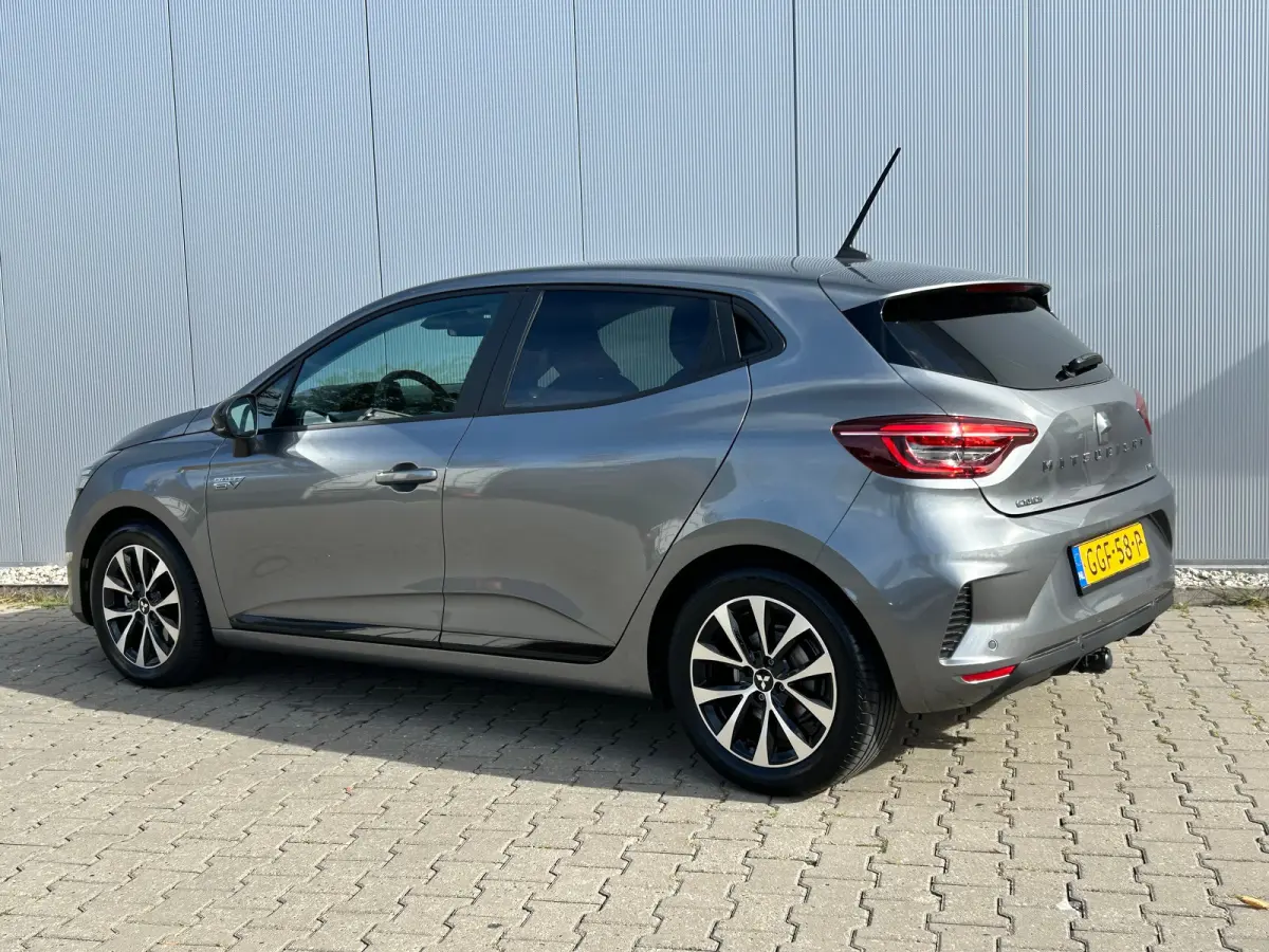 1.6 HEV Intense | Trekhaak Afneembaar | All Season Banden | Parkeer Sensoren Voor + Achter | Camera | Apple & Android Carplay | Cruise Control |