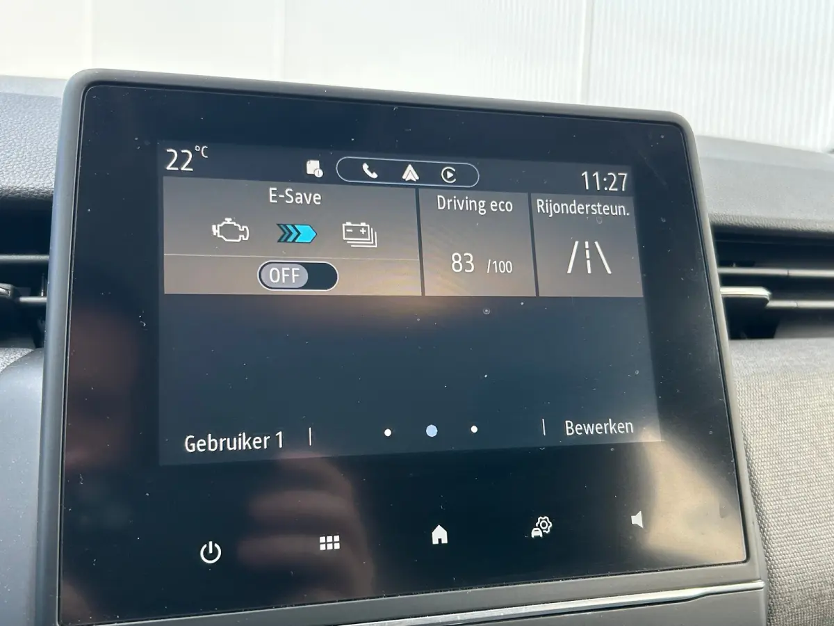 1.6 HEV Intense | Trekhaak Afneembaar | All Season Banden | Parkeer Sensoren Voor + Achter | Camera | Apple & Android Carplay | Cruise Control |