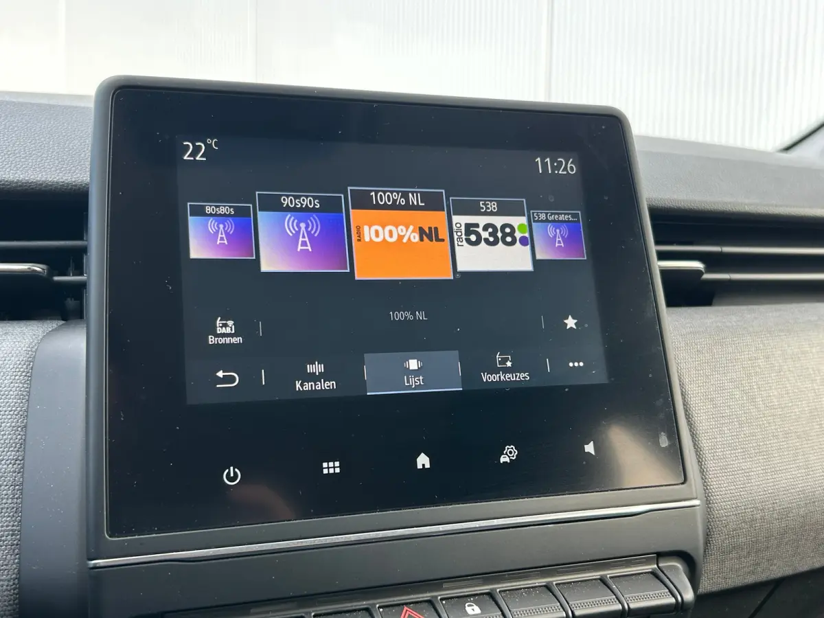 1.6 HEV Intense | Trekhaak Afneembaar | All Season Banden | Parkeer Sensoren Voor + Achter | Camera | Apple & Android Carplay | Cruise Control |