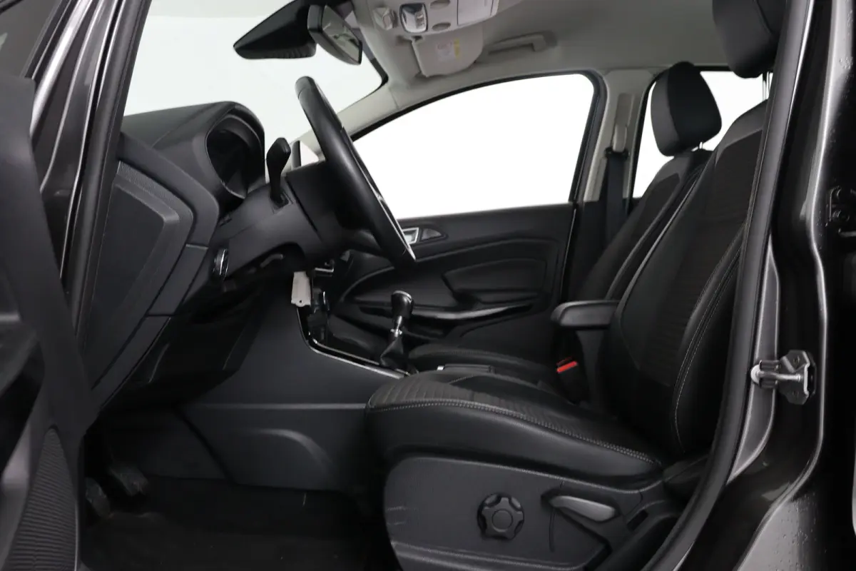 1.0 EcoBoost Titanium | 1e Eigenaar! | Navi By App | Clima | Half Leder | Parkeersensoren | Cruiser Control | DAB | Lichtmetalen Velgen