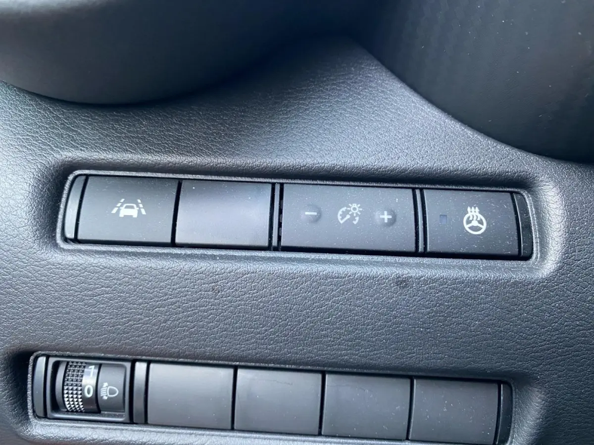 1.6 Hybrid N-Design Climate control | Navigatie | Parkeercamera | Stoel en stuurverwarming | 19 inch LM velgen | Cruise control | Keyless | Rijstrookdetectie |