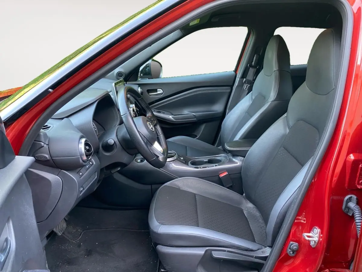 1.6 Hybrid N-Design Climate control | Navigatie | Parkeercamera | Stoel en stuurverwarming | 19 inch LM velgen | Cruise control | Keyless | Rijstrookdetectie |