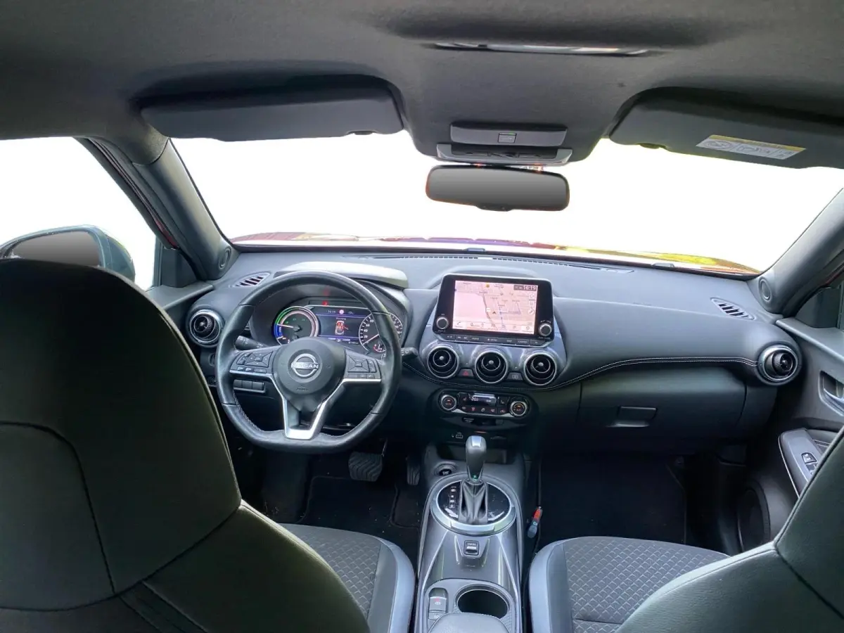 1.6 Hybrid N-Design Climate control | Navigatie | Parkeercamera | Stoel en stuurverwarming | 19 inch LM velgen | Cruise control | Keyless | Rijstrookdetectie |