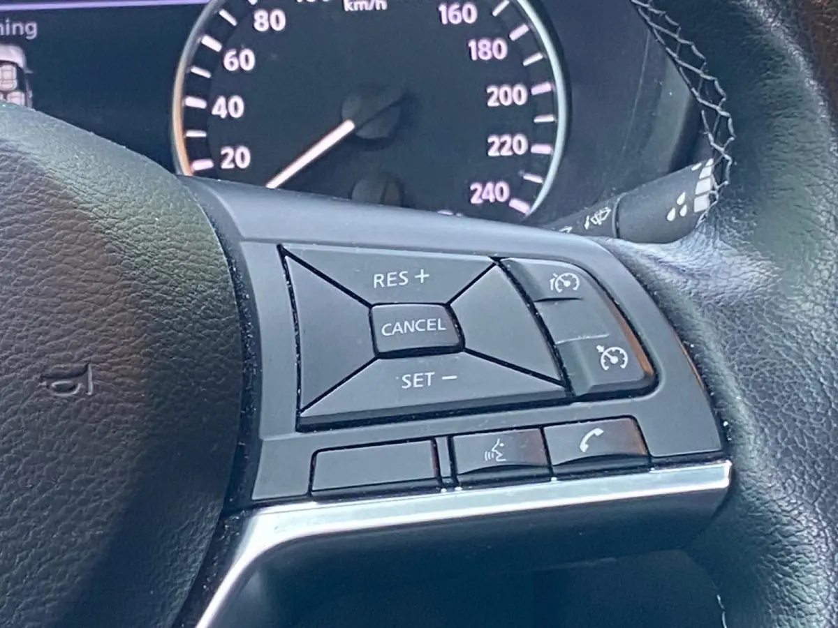 1.6 Hybrid N-Design Climate control | Navigatie | Parkeercamera | Stoel en stuurverwarming | 19 inch LM velgen | Cruise control | Keyless | Rijstrookdetectie |
