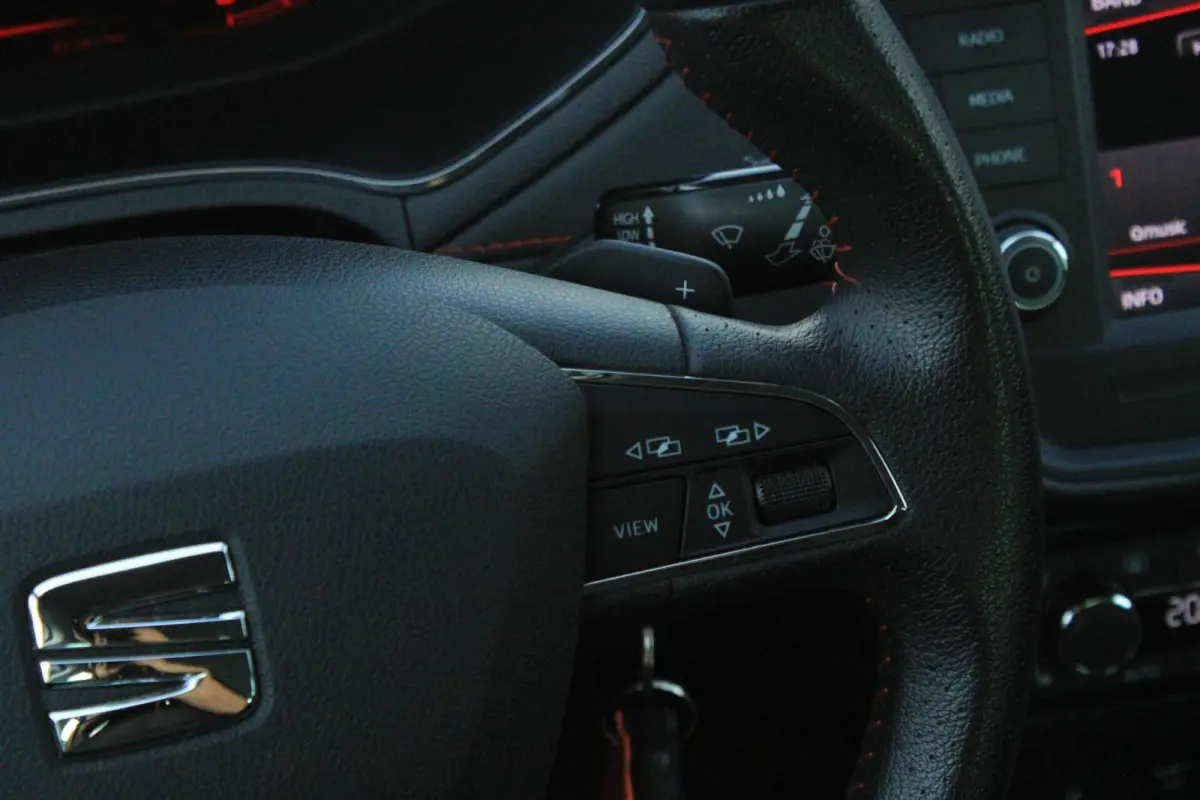 1.0 TSI FR Carplay Camera Stoelverwarming Cruise