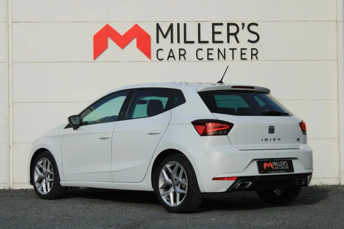 1.0 TSI FR Carplay Camera Stoelverwarming Cruise