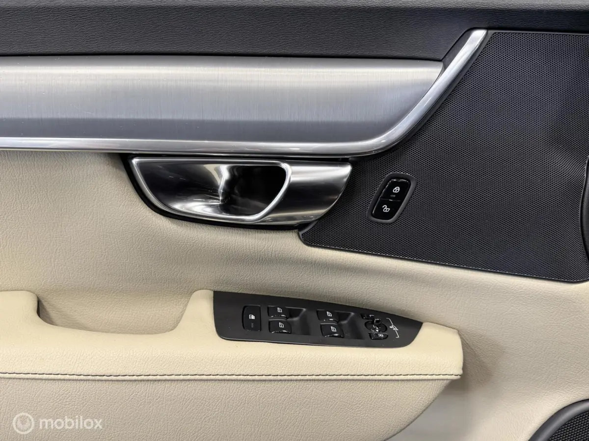 2.0 T4 Polestar SCANDINAVIAN LINE / LEER / LED / ELEKTR.HAAK / PILOT / LMV 18’’