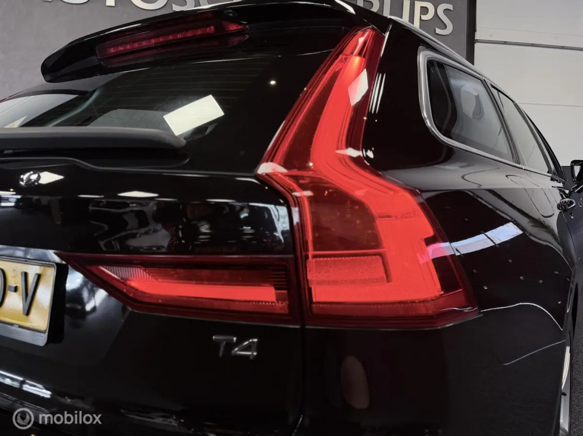 2.0 T4 Polestar SCANDINAVIAN LINE / LEER / LED / ELEKTR.HAAK / PILOT / LMV 18’’