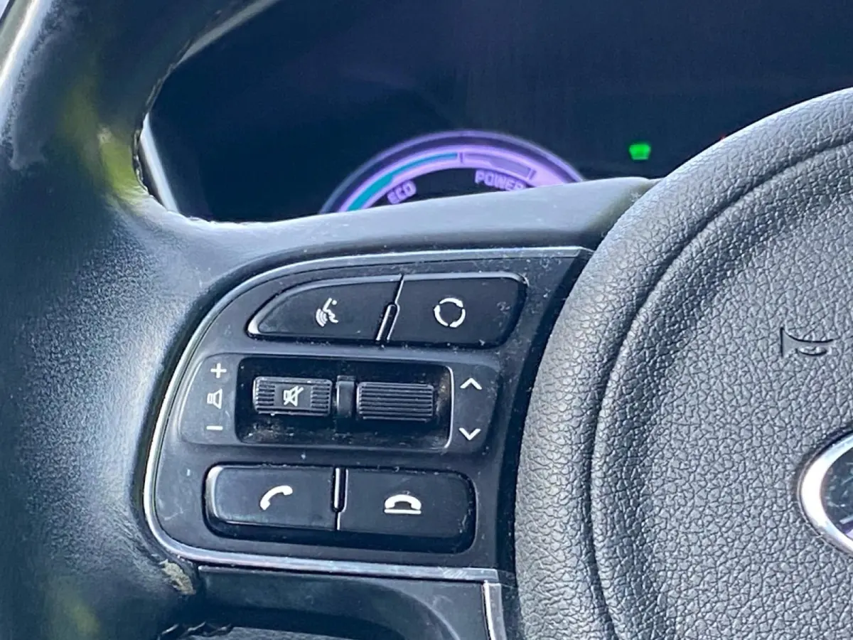 1.6 GDi Hybrid DynamicPlusLine | Climate control | Navigatie | Parkeercamera | Trekhaak | Stoel en stuurverwarming | Keyless |