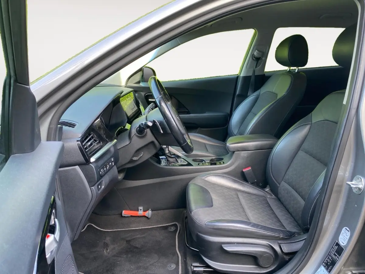 1.6 GDi Hybrid DynamicPlusLine | Climate control | Navigatie | Parkeercamera | Trekhaak | Stoel en stuurverwarming | Keyless |