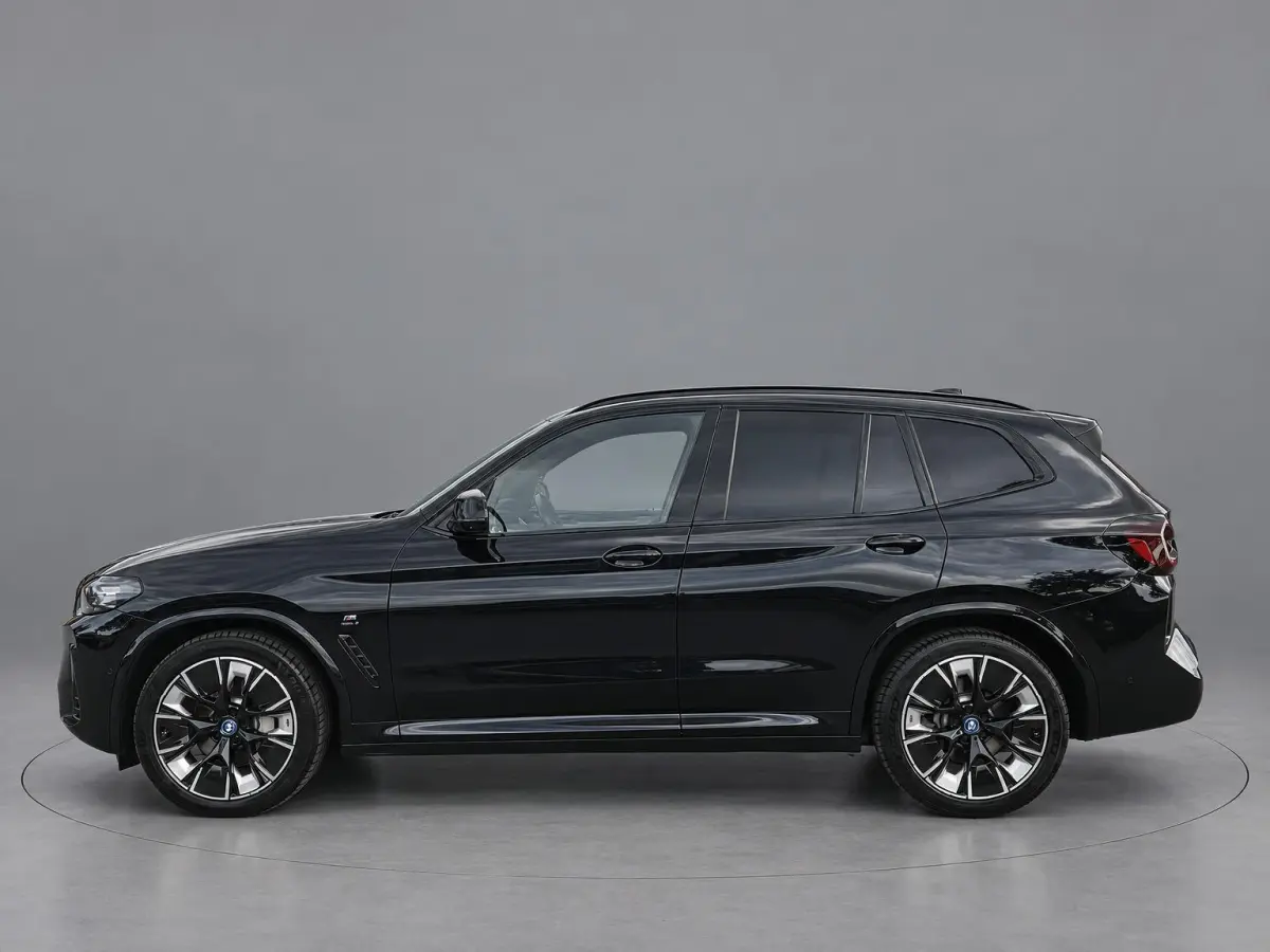High Executive 80kWh M-Sport | Pano | Trekhaak | SOH | 93,3% | Head-up | 360 camera | ACC | Rijklaarprijs!