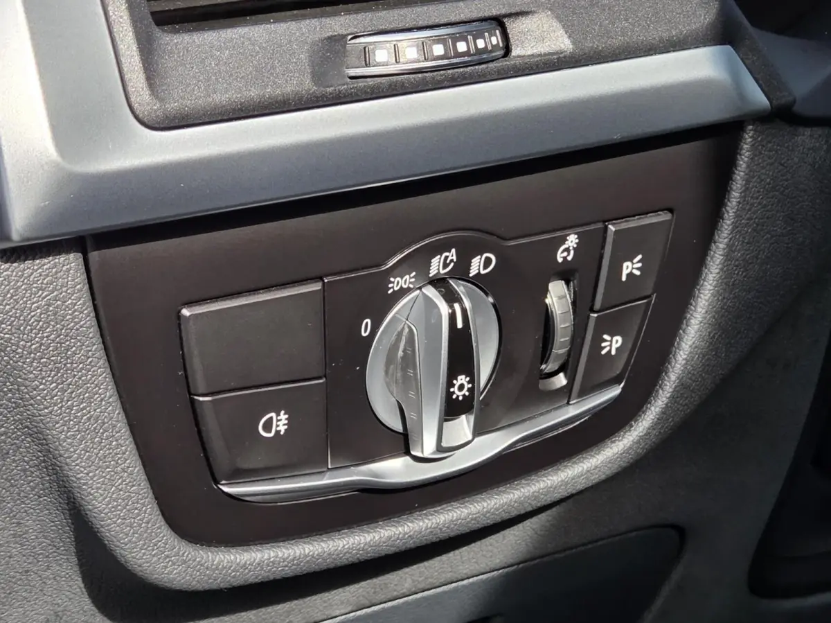 High Executive 80kWh M-Sport | Pano | Trekhaak | SOH | 93,3% | Head-up | 360 camera | ACC | Rijklaarprijs!