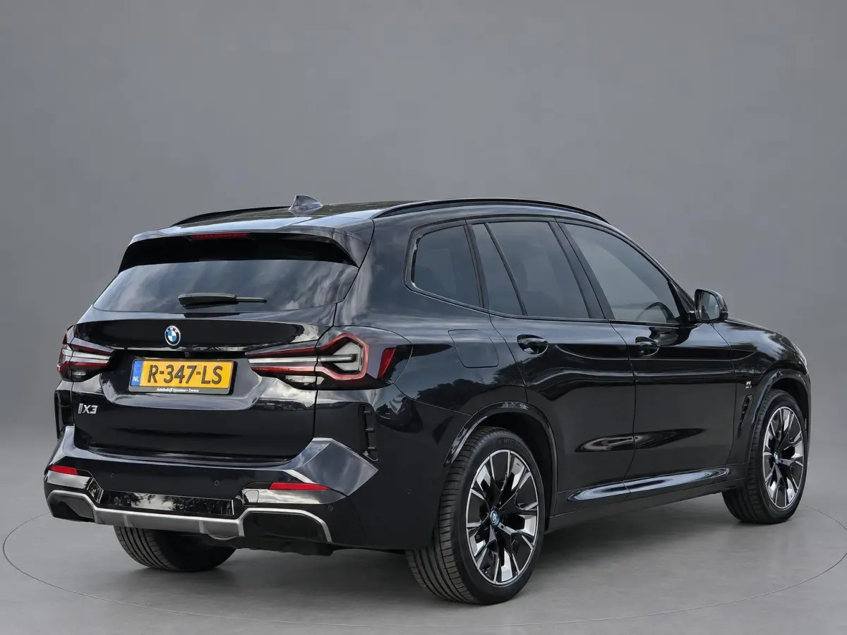 High Executive 80kWh M-Sport | Pano | Trekhaak | SOH | 93,3% | Head-up | 360 camera | ACC | Rijklaarprijs!