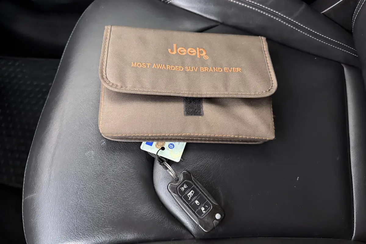 1.6D 120 PK Aut. Limited *Grijs Kenteken* Camera Carplay Leder