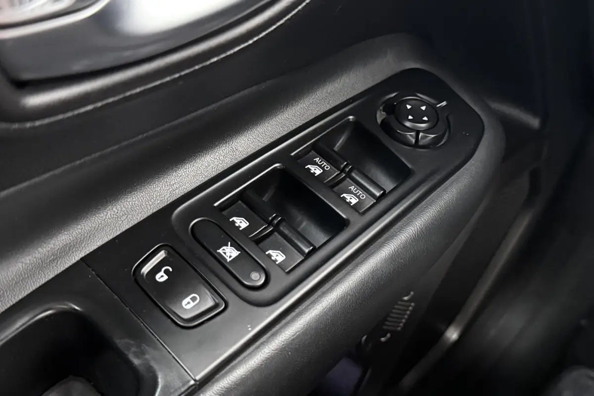 1.6D 120 PK Aut. Limited *Grijs Kenteken* Camera Carplay Leder