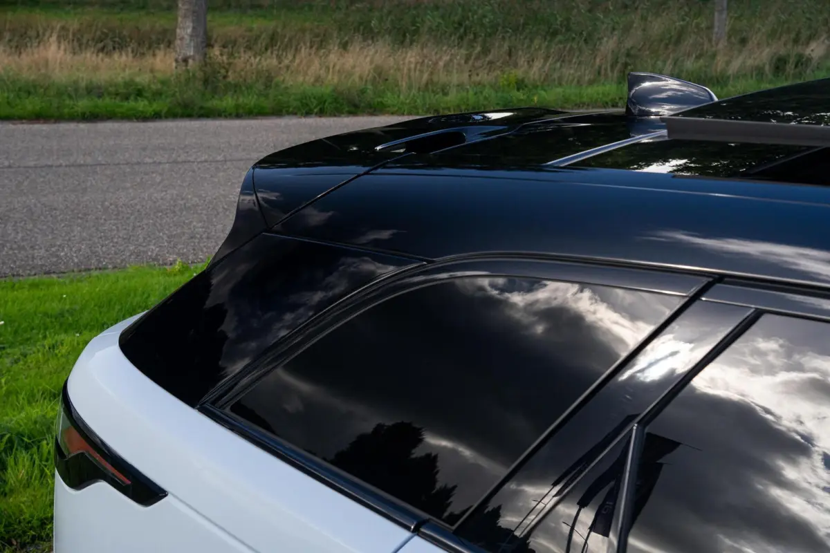 P400e Hybride AWD R-Dynamic HSE|1 Eig|Org NL NAP|FaceLift|Panoramadak|Meridian|CarPlay|Leder Bi-Color|Arroios Grey|Dealer Onderhouden