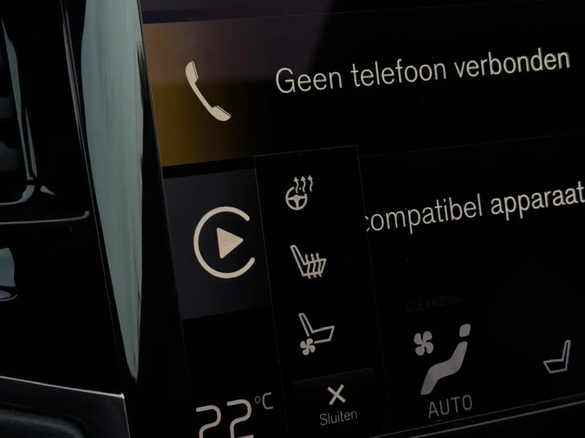 2.0 T8 Recharge AWD Inscription M22 FULL PANO|LEDER| CR CONTROL