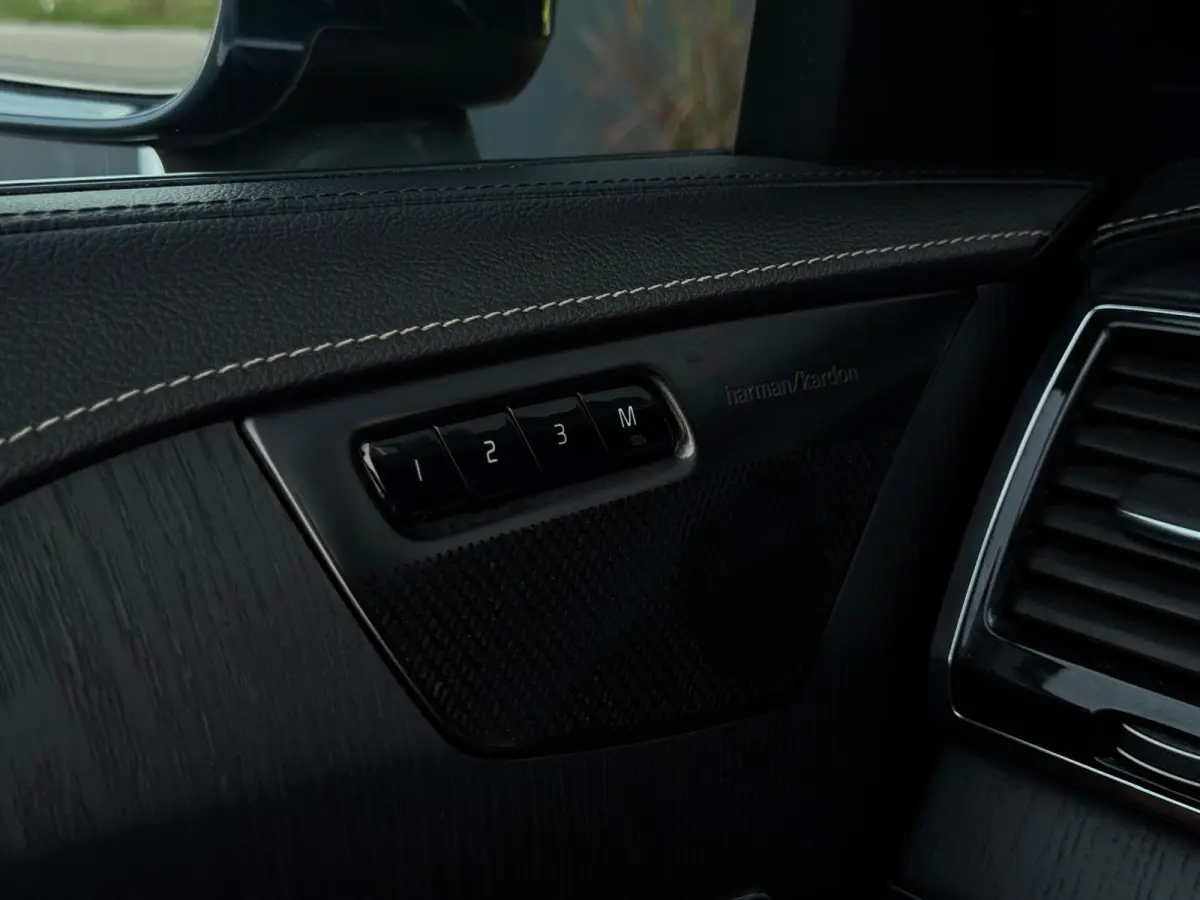 2.0 T8 Recharge AWD Inscription M22 FULL PANO|LEDER| CR CONTROL