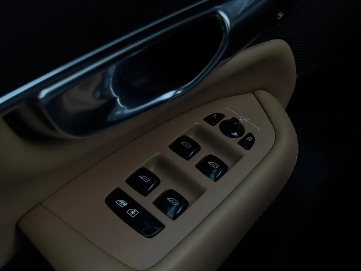 2.0 T8 Recharge AWD Inscription M22 FULL PANO|LEDER| CR CONTROL