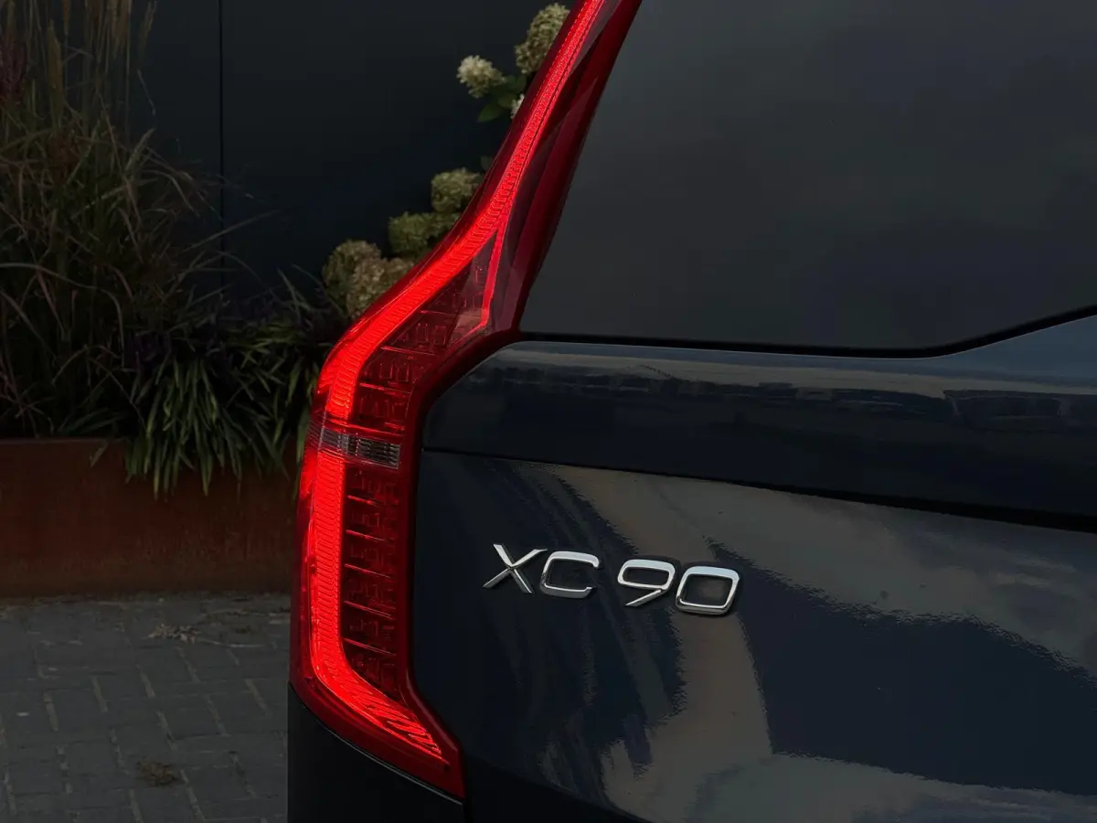 2.0 T8 Recharge AWD Inscription M22 FULL PANO|LEDER| CR CONTROL