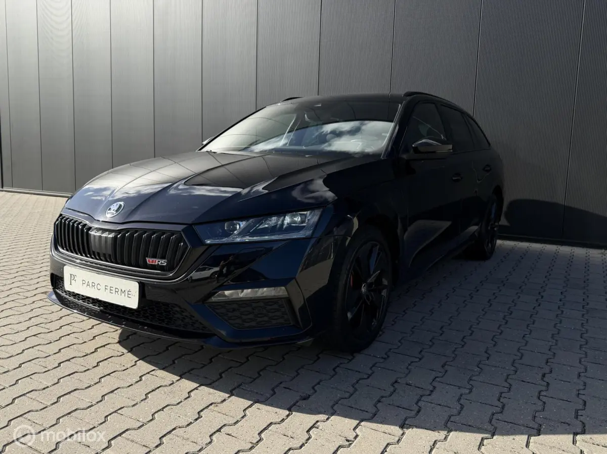 1.4 TSI RS PHEV/Virtual/ACC/Alcantara/Memory/Carplay