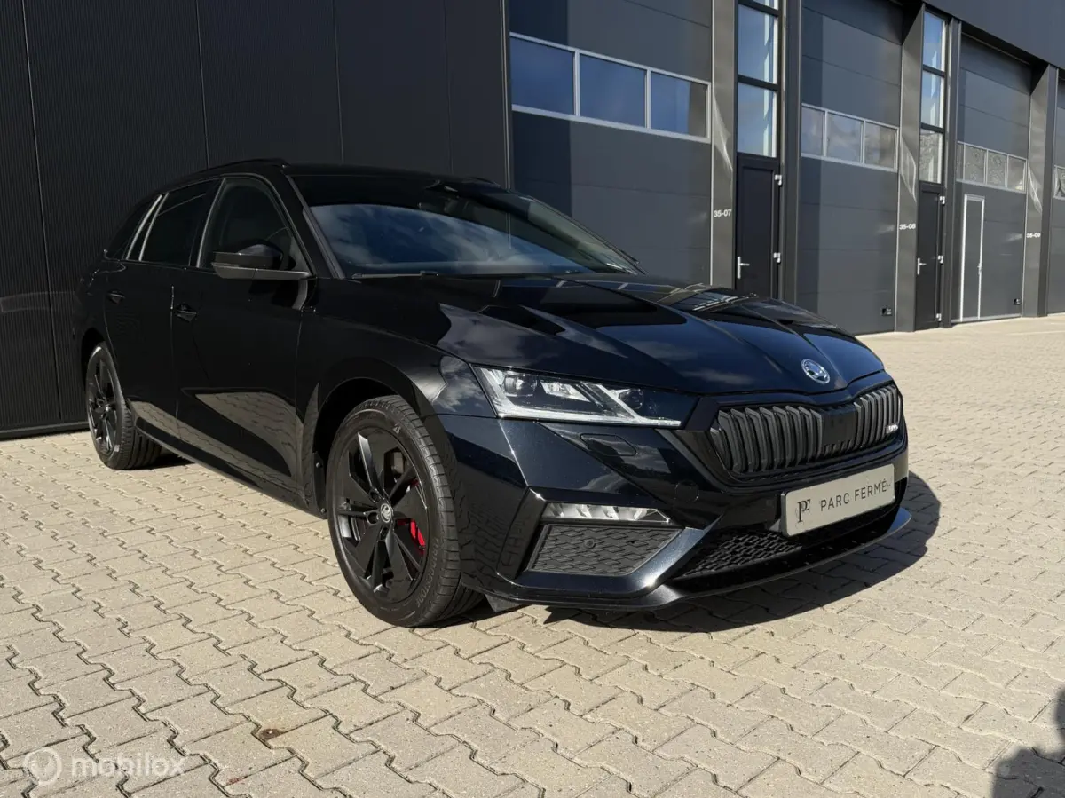 1.4 TSI RS PHEV/Virtual/ACC/Alcantara/Memory/Carplay