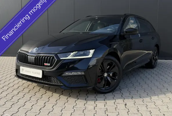 1.4 TSI RS PHEV/Virtual/ACC/Alcantara/Memory/Carplay