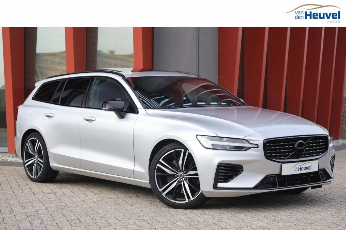 T6 Recharge AWD R-Design