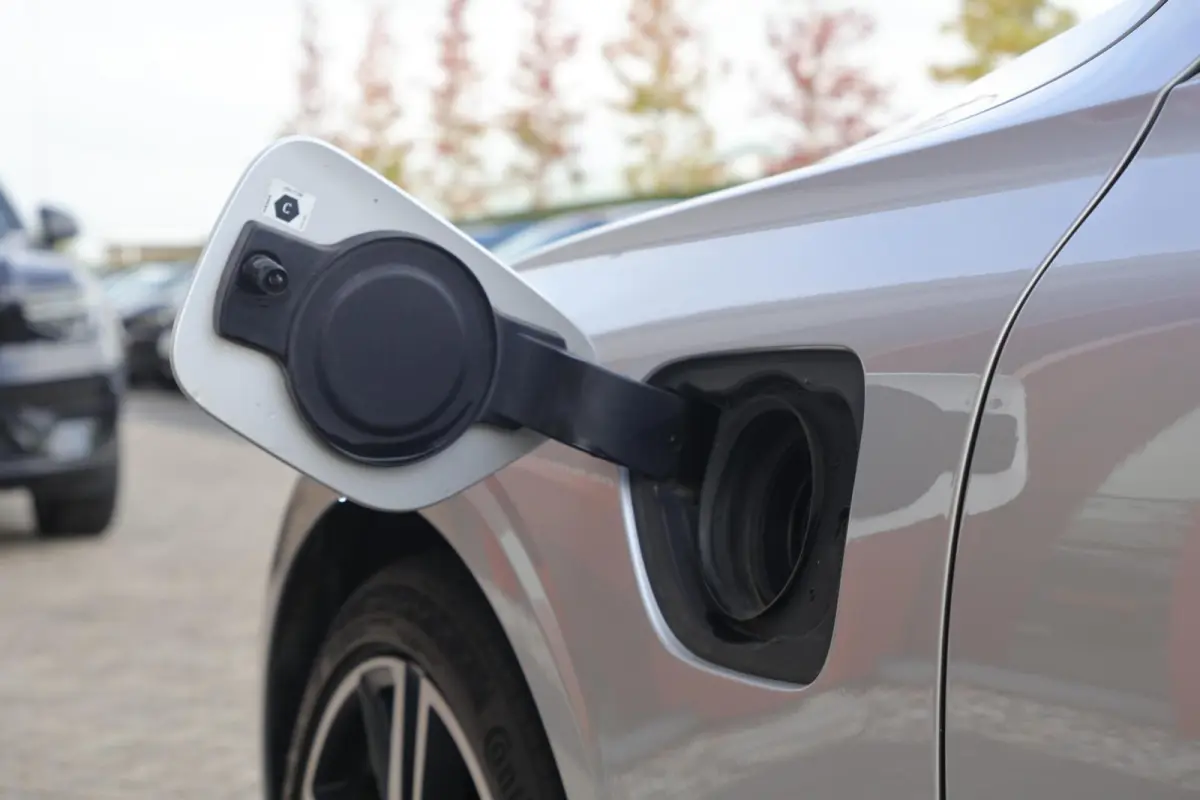 T6 Recharge AWD R-Design