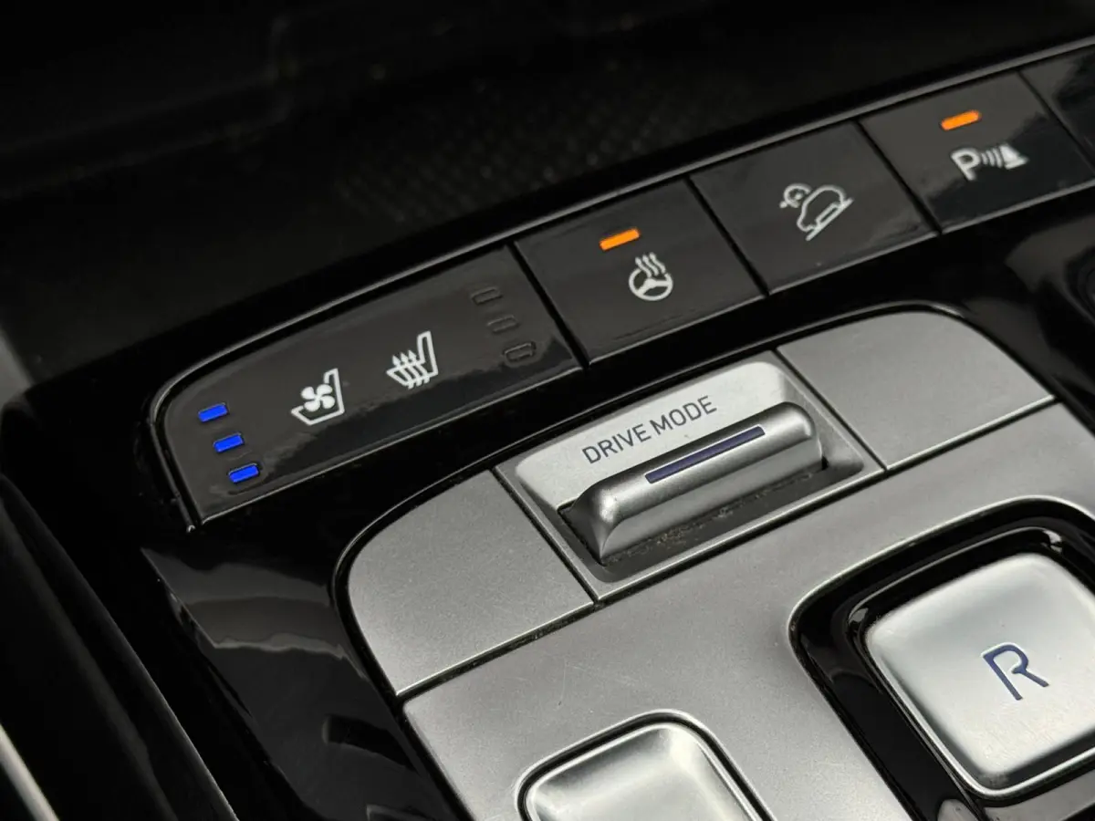 1.6 T-GDI MHEV Premium NAVI|LEDER|360 CAMERA|LED