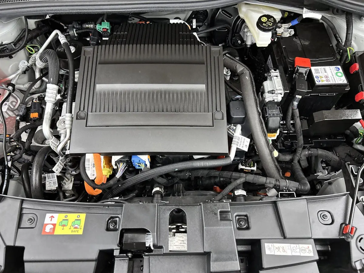 156pk La Prima 54 kWh Automaat | 3 Fase | Elektrische Achterklep | Elektrische Bestuurdersstoel met Massage | Navigatie | Climate Control | Adaptieve Cruise Control | 18" LMV | Achteruitrijc