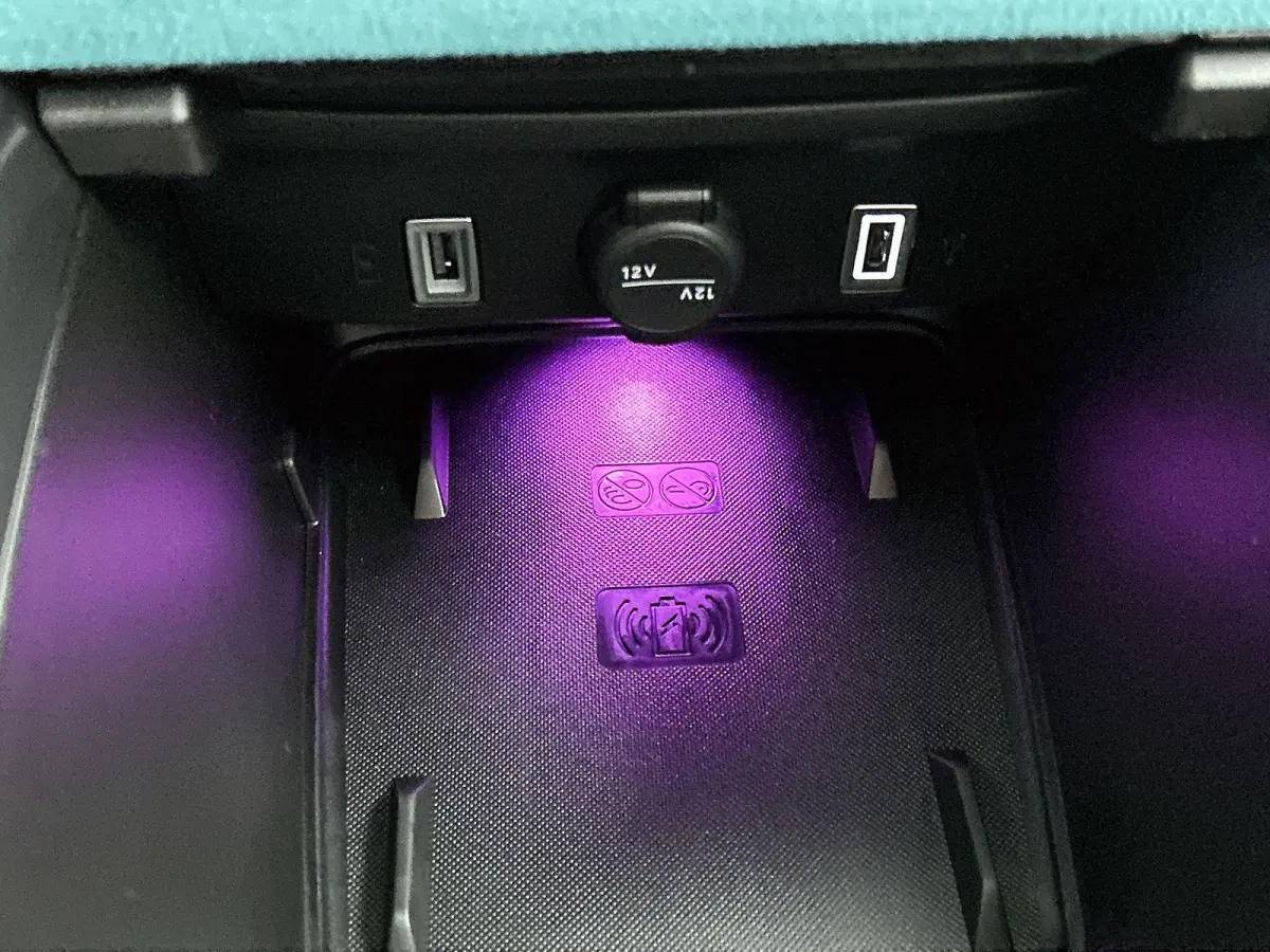 156pk La Prima 54 kWh Automaat | 3 Fase | Elektrische Achterklep | Elektrische Bestuurdersstoel met Massage | Navigatie | Climate Control | Adaptieve Cruise Control | 18" LMV | Achteruitrijc