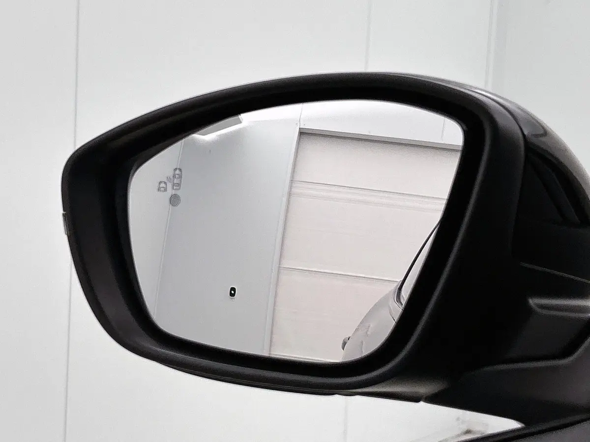 1.2 130pk GT Automaat | Trekhaak | Navigatie | Camera Voor + Achter | Climate Control | Adaptieve Cruise Control | 17"LMV | Dodehoekdetectie | 17"LMV |