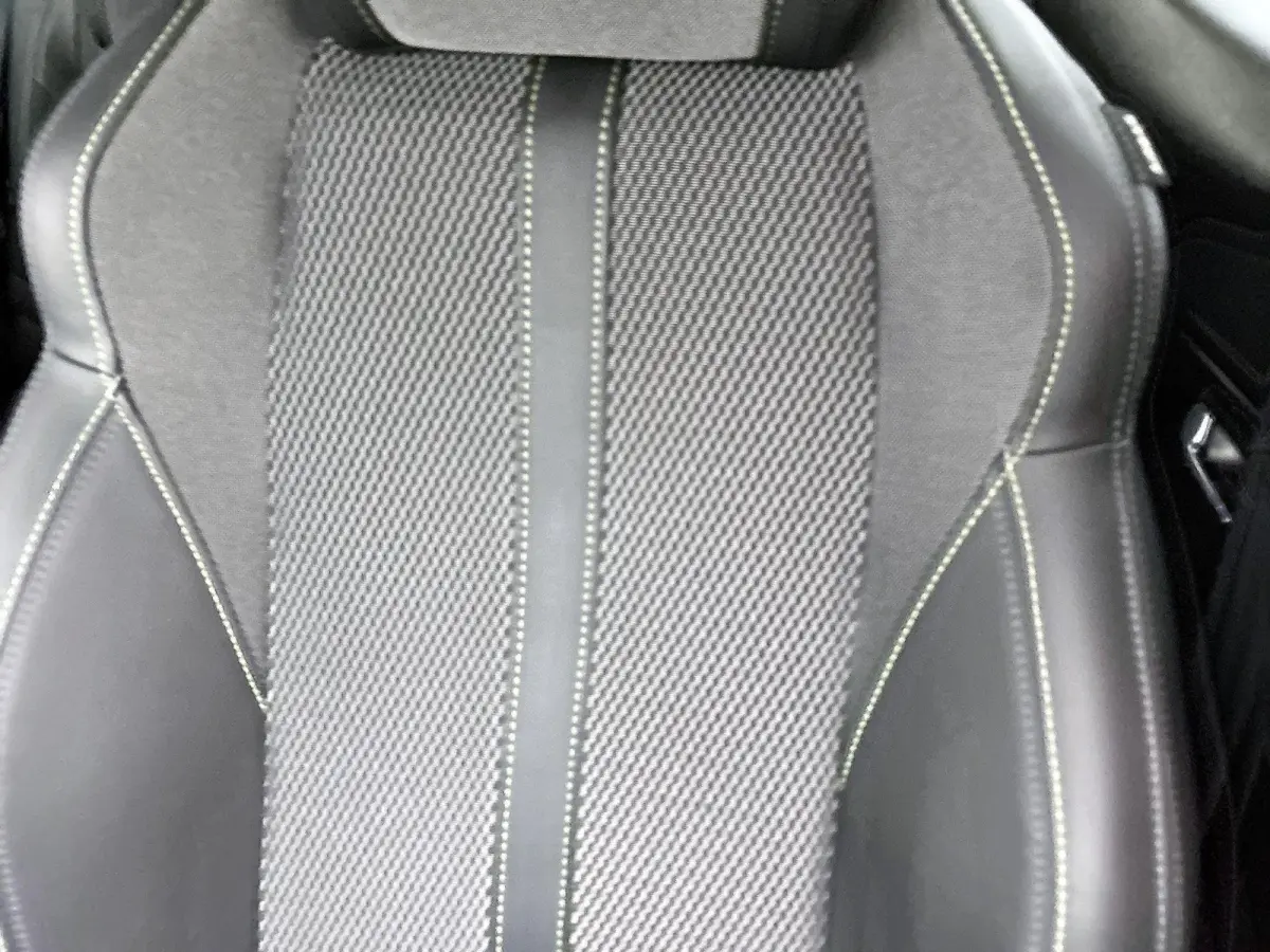 1.2 130pk GT Automaat | Trekhaak | Navigatie | Camera Voor + Achter | Climate Control | Adaptieve Cruise Control | 17"LMV | Dodehoekdetectie | 17"LMV |