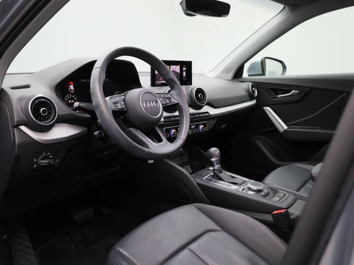 35 TFSI S edition 150 PK | S-line | Navigatie | Panoramadak | Camera | Parkeersensoren | Stoelverwarming | Elektrische Achterklep | Lichtmetalen velgen |